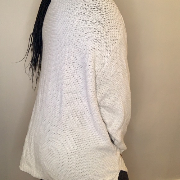 White winter sweater - Picture 3 of 4